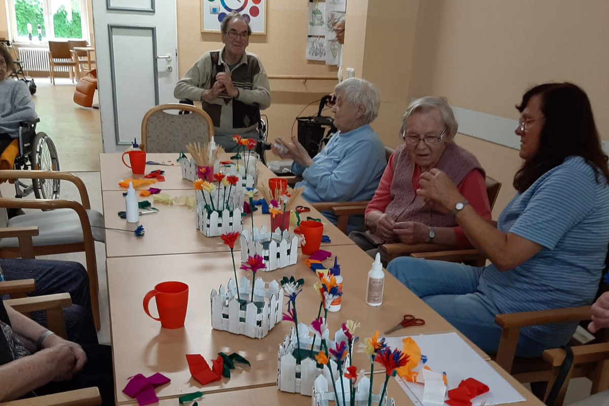 Kreativ im Seniorenhaus Klein Welzin