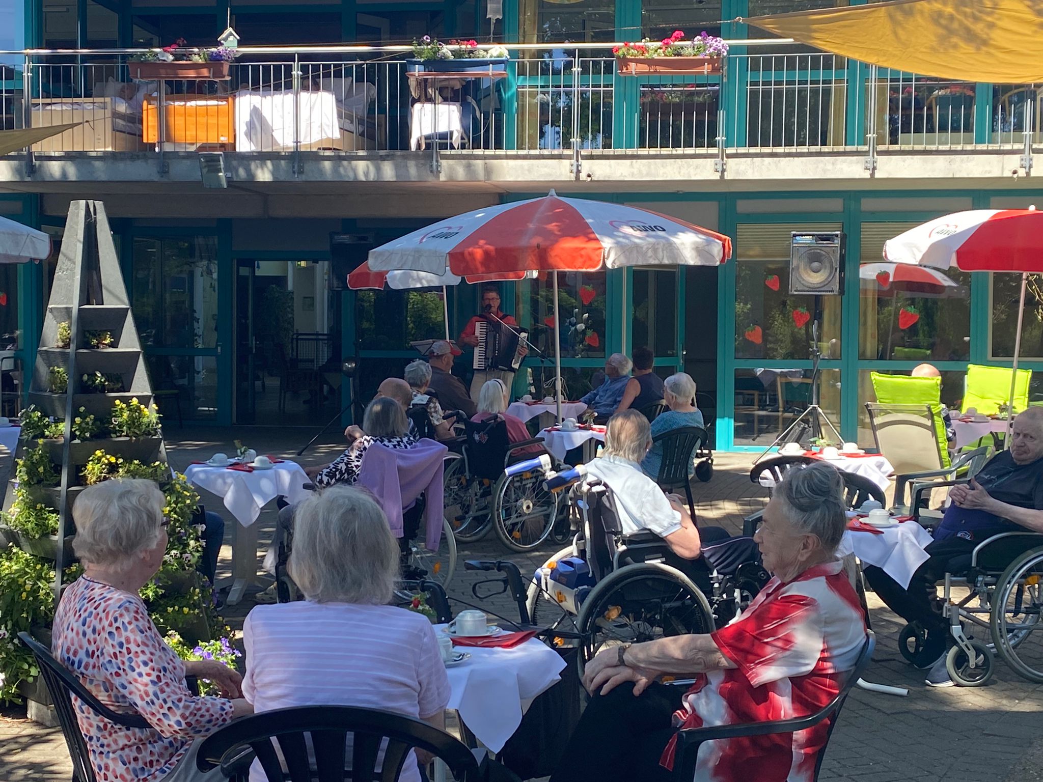 Erdbeerfest in Schelfwerder